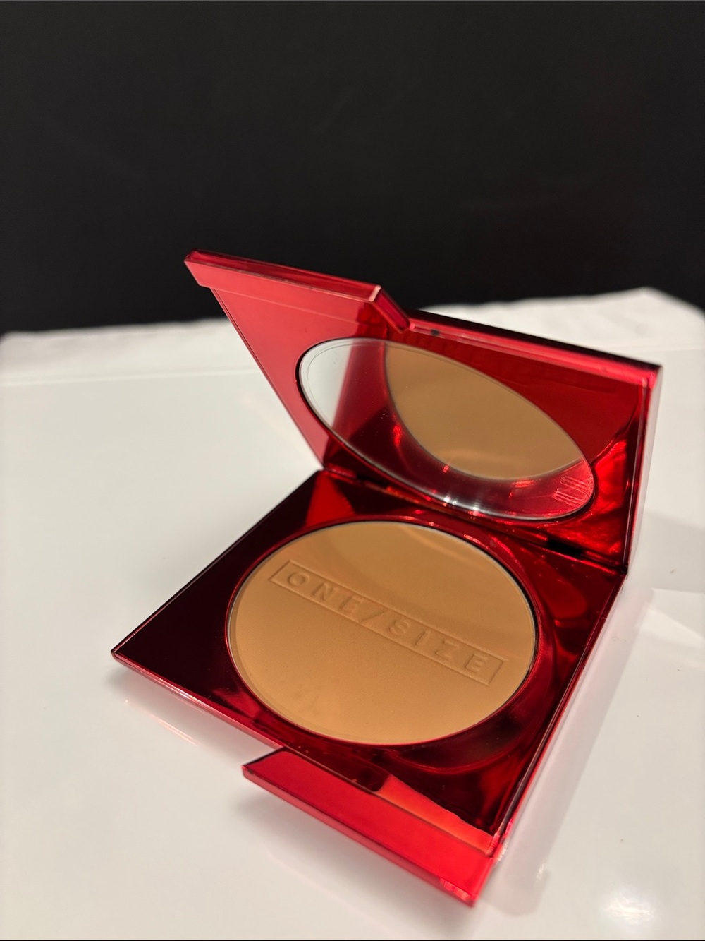 ONE/SIZE TURN UP THE BASE Versatile Foundation Powder
